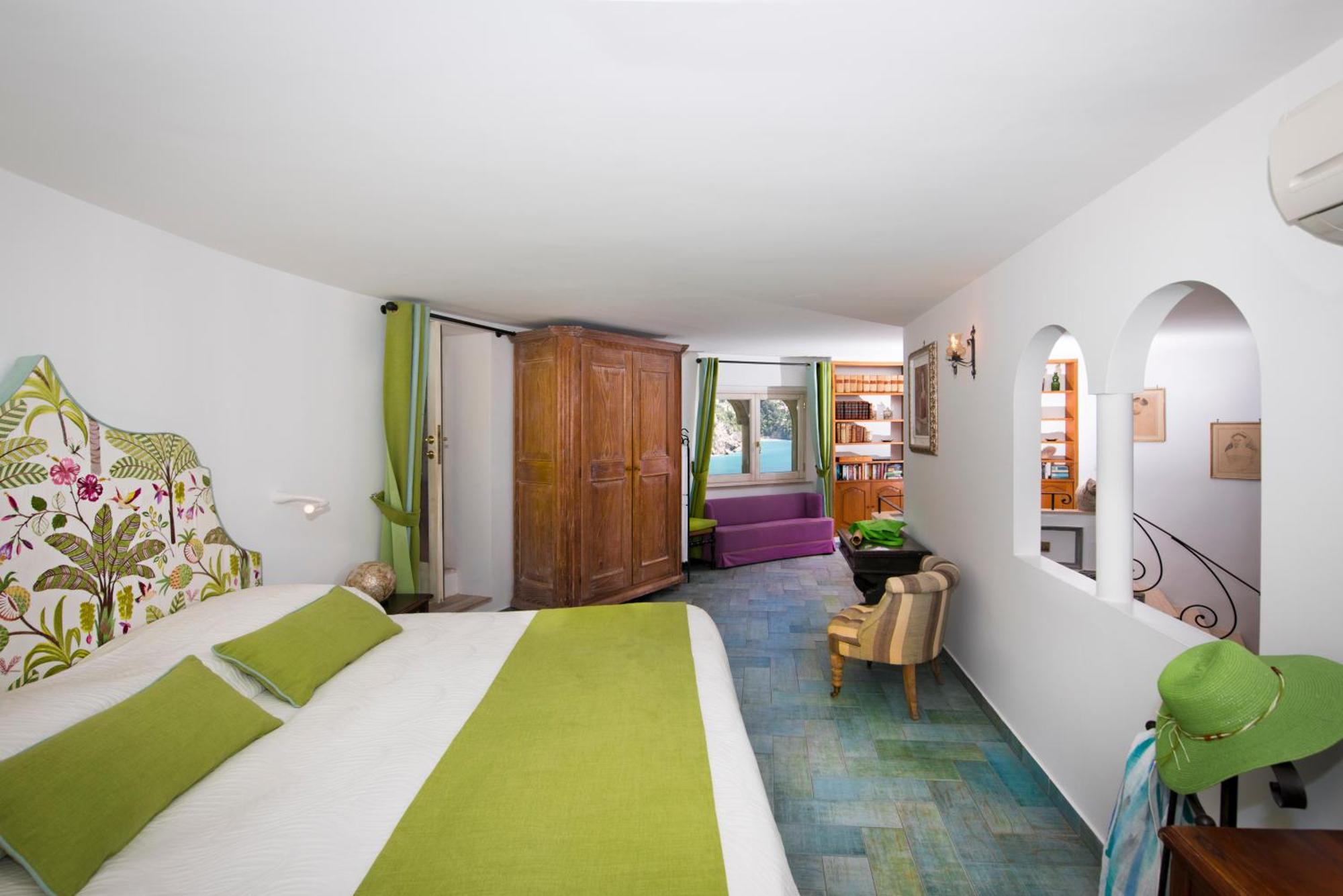 פוזיטנו Villa Torre Trasita Luxury Suites מראה חיצוני תמונה