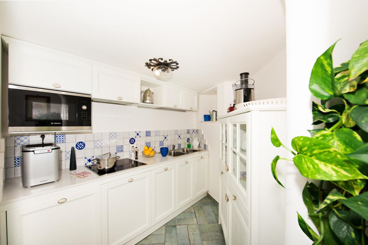 פוזיטנו Villa Torre Trasita Luxury Suites מראה חיצוני תמונה