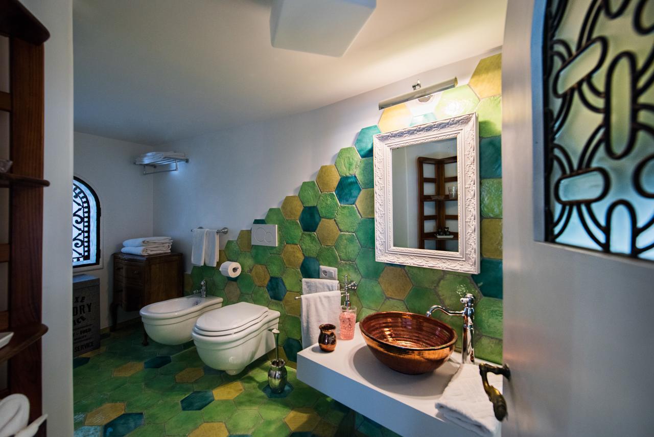 פוזיטנו Villa Torre Trasita Luxury Suites מראה חיצוני תמונה